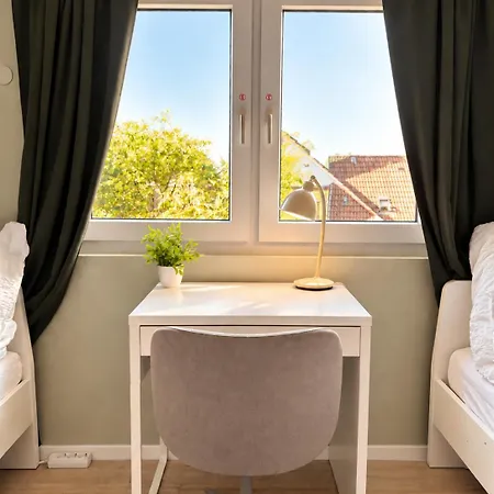 Appartement Zentral & Modern! 10 Min Messe, Uniklinik & Hbf, Arbeitsplatz *